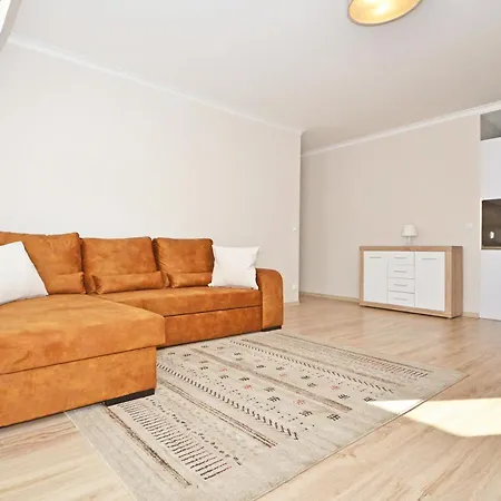 Apartamento Debina